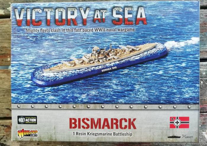 Die "Biusmarck" von Victory at Sea. Ein Modell des deutschen Schlachtschiffs im Maßstab 1:1800.
