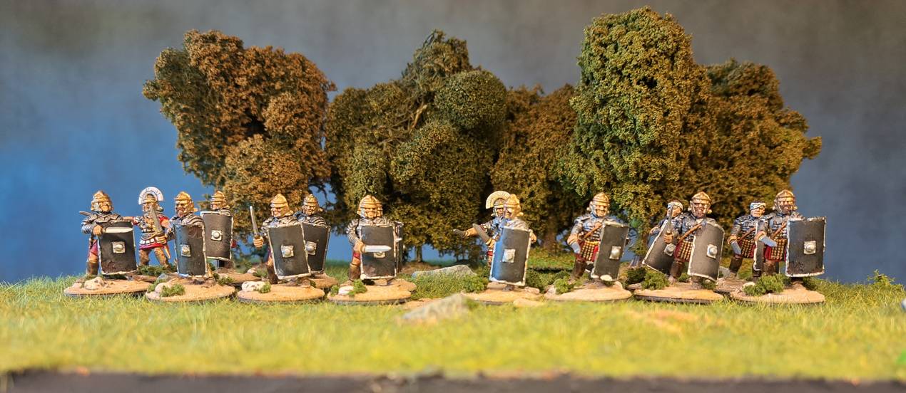 Die acht Legionäre (Veteranen) mit Gladius von Hail Cesar.