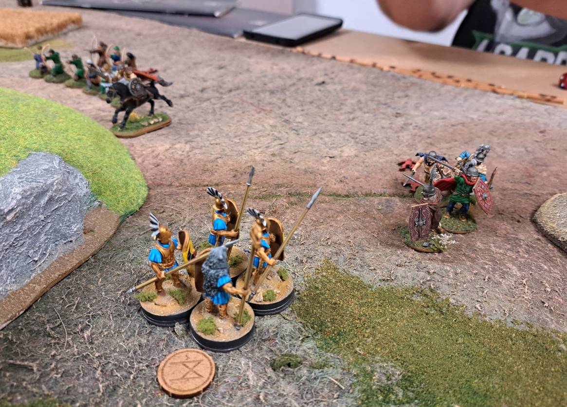 Eine Einheit römischer Veteranen jagt den 4er-Kriegertrupp der Gallier.