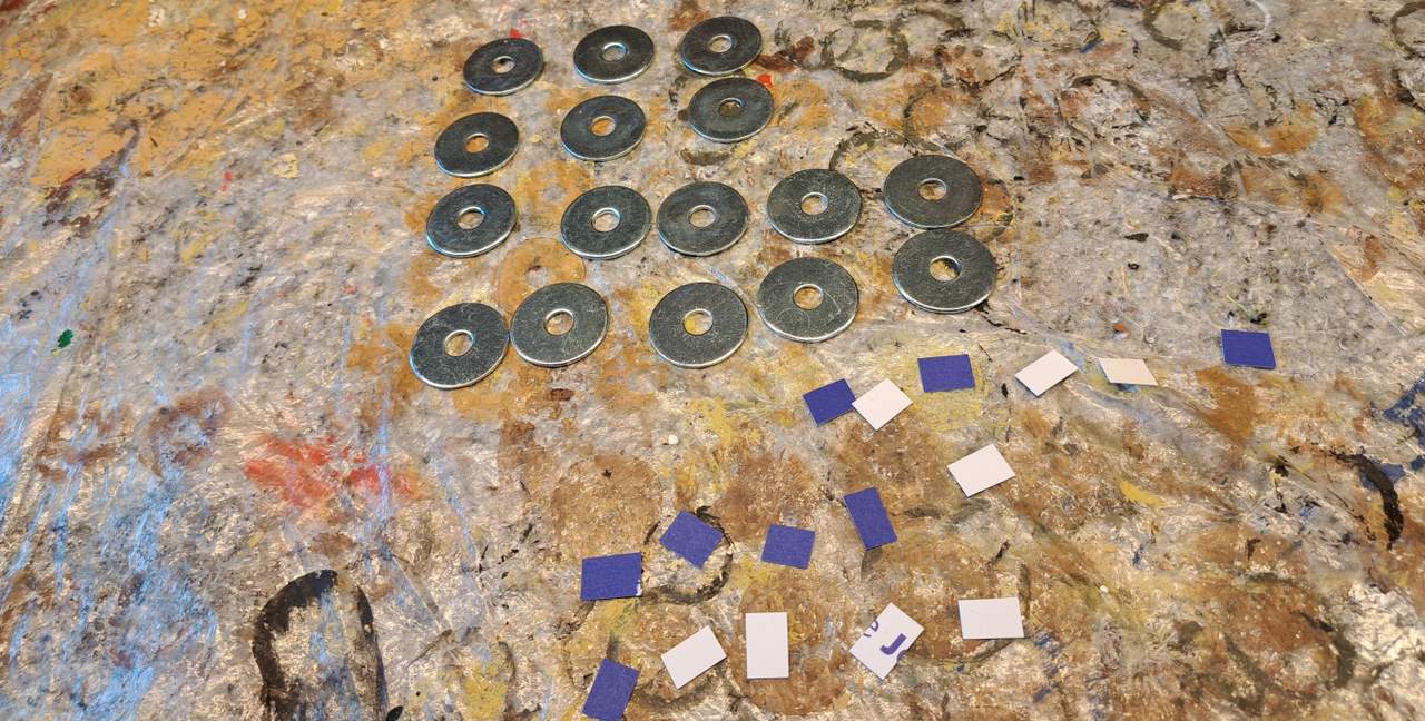 Die 16 Unterlegscheiben als Bases für die Foot Groups.