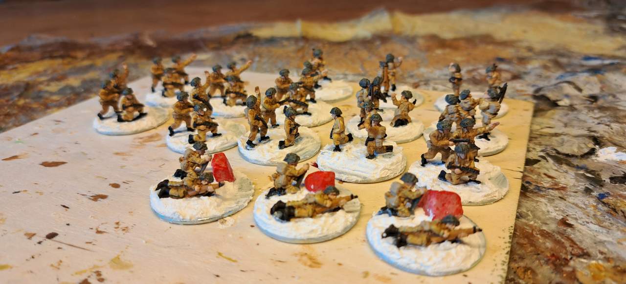 Im Vordergrund die 2-Inch-Mortars