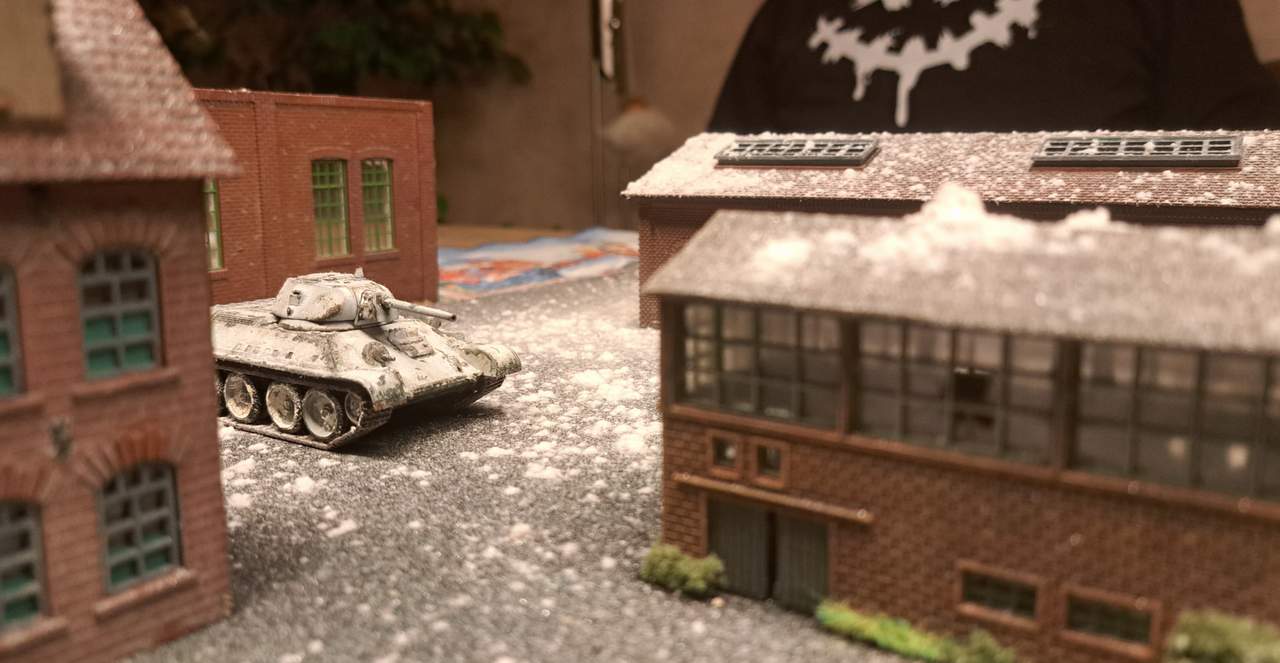 Einer der Cromwell / T-34