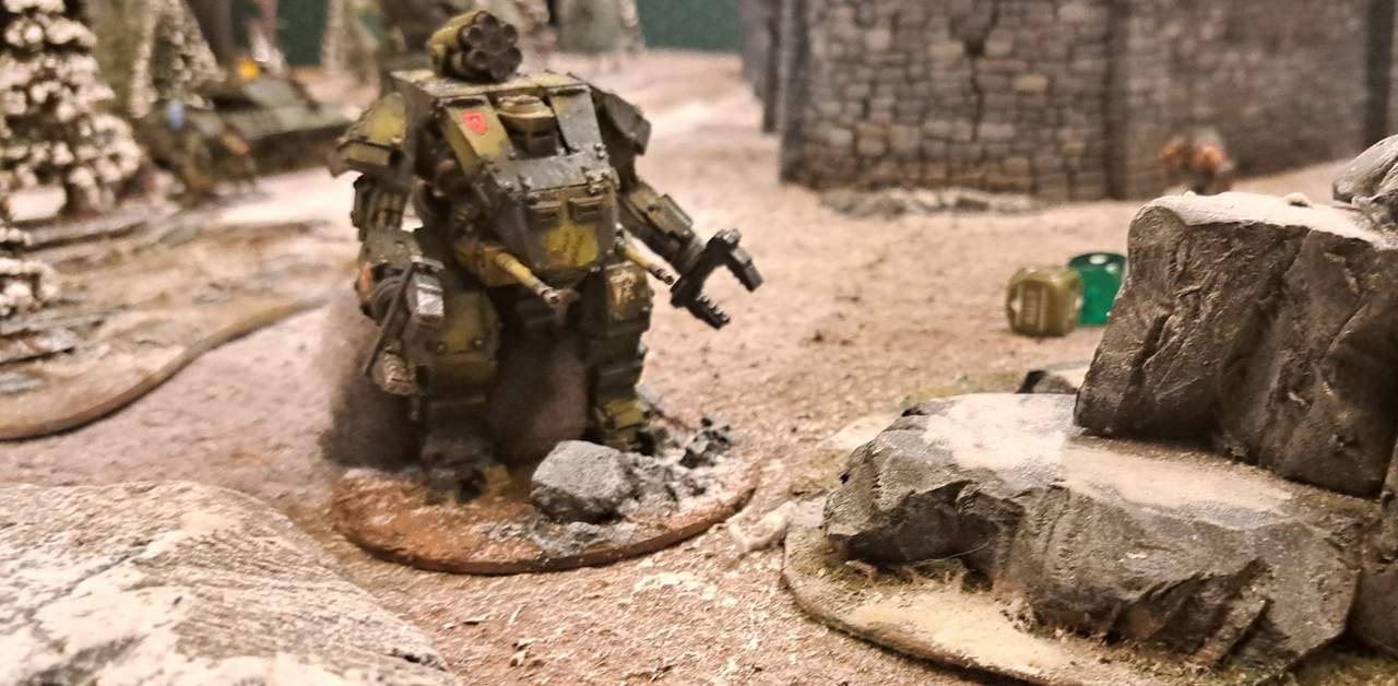 Zwei Waffenarme, eine ganze Armee! Der Heuschrecke (Locust) Medium Panzermech.